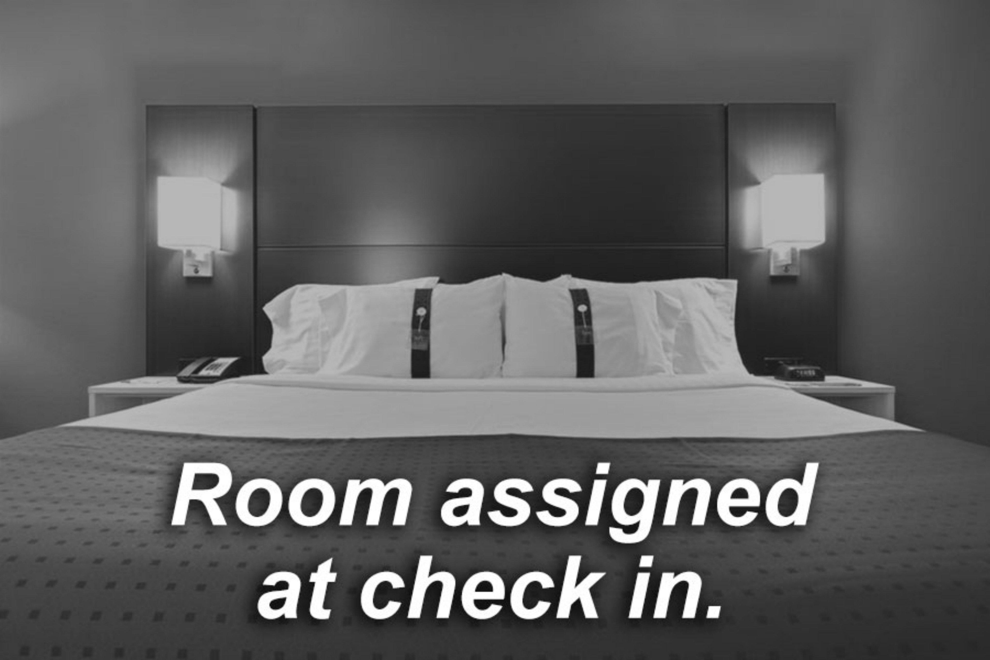 Holiday Inn Express Kenedy By Ihg Εξωτερικό φωτογραφία